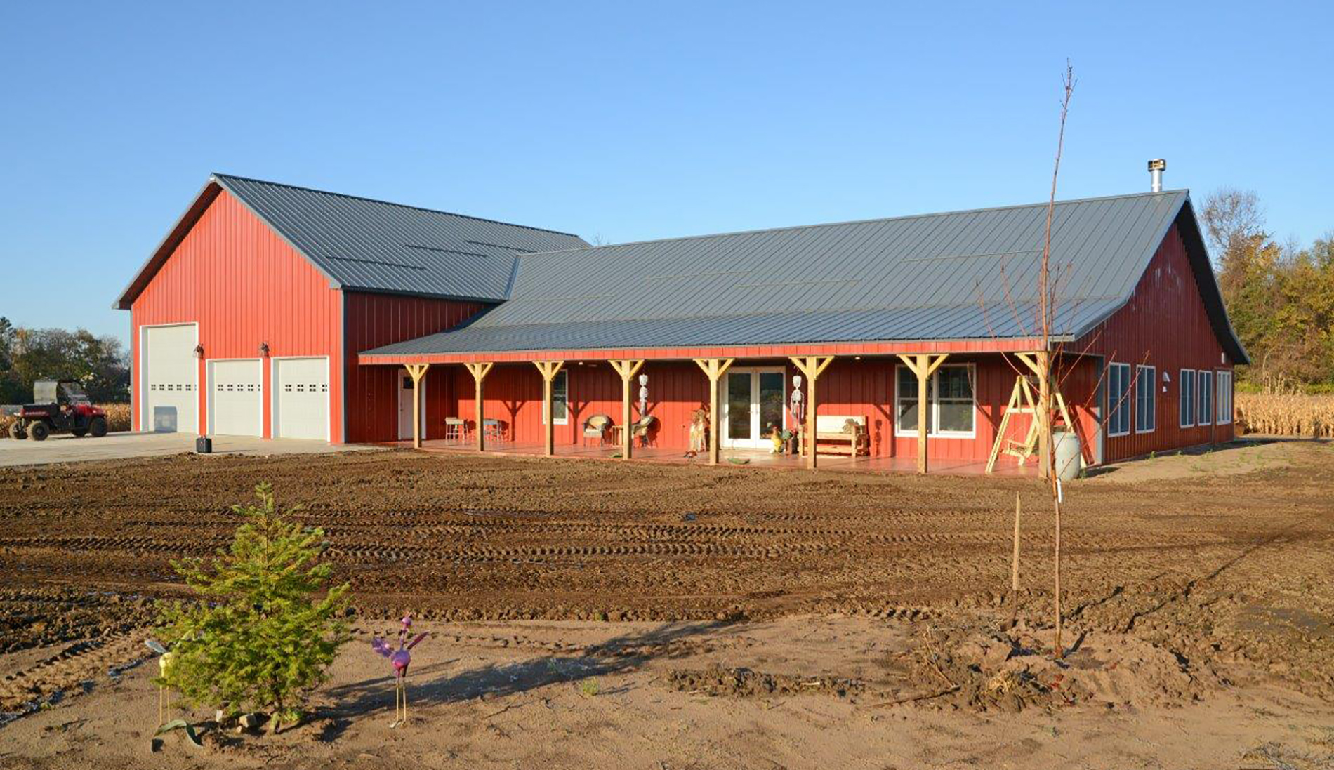 StewBer Buildings featured project: shouse located in Pepin, Wisconsion
